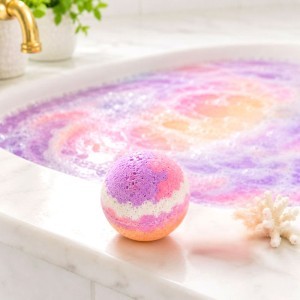 Ocean Bath Bombs Βόμβα Μπάνιου Από Πολύχρωμα Άλατα Με Έκπληξη Παιχνιδάκι