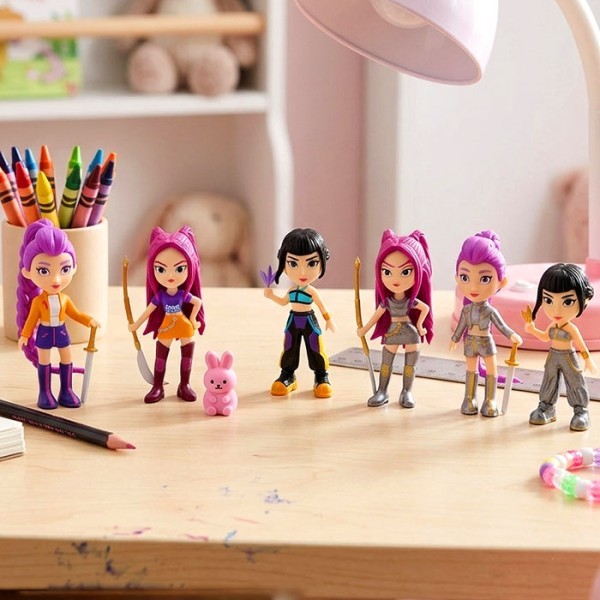 K-PoP Διακοσμητική Φιγούρα 9cm Silver Zoey